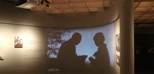 Ӱʽ SEEMILE߽ѧ