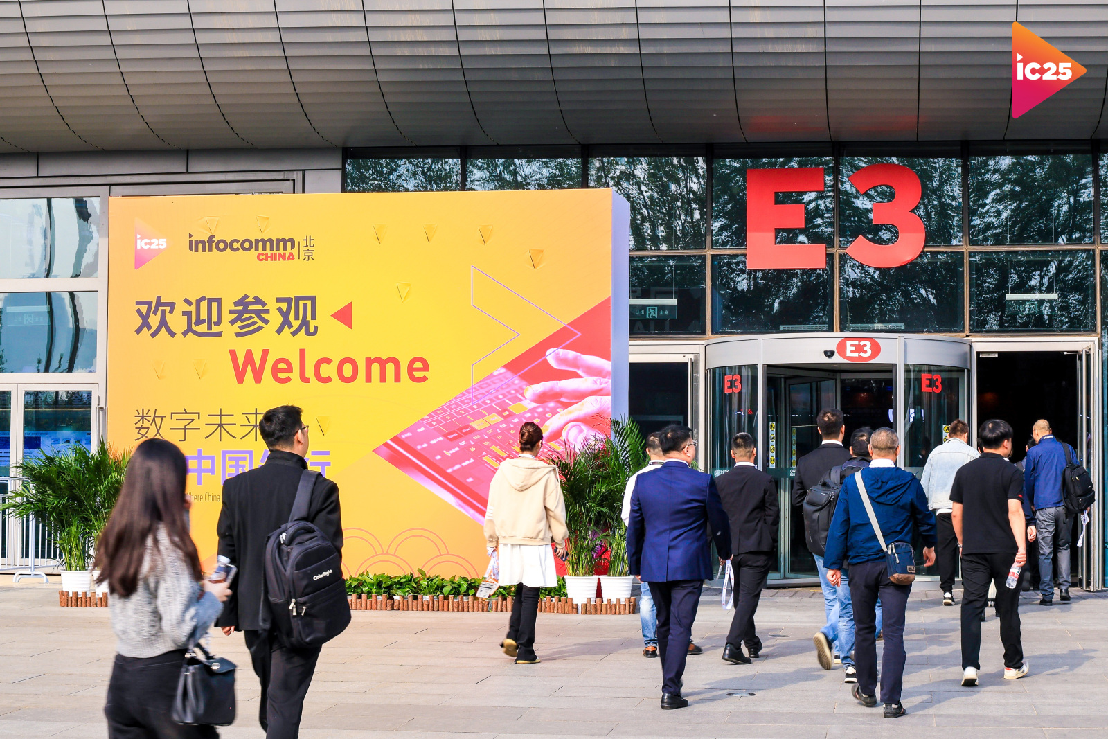 ౱IFCk8Ӯҵ׿HEP780 4K & 23000LM 6PͶӰŹʣ